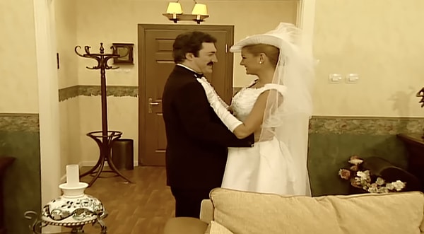 Çocuklar Duymasın Benzeri Diziler