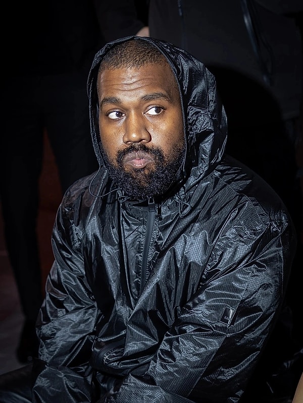 Dur Durak Bilmeyen Kanye West, Erkek Kuzeninin Cinsel İstismarına Uğradığını Söyledi