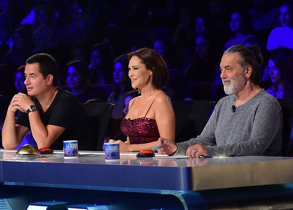 2009-2018 yılları arasında farklı kanallarda yayınlanan Yetenek Sizsiniz Türkiye, 8 Temmuz 2018 tarihinde Tv8 ekranlarında final yaparak sona ermişti. Görseli