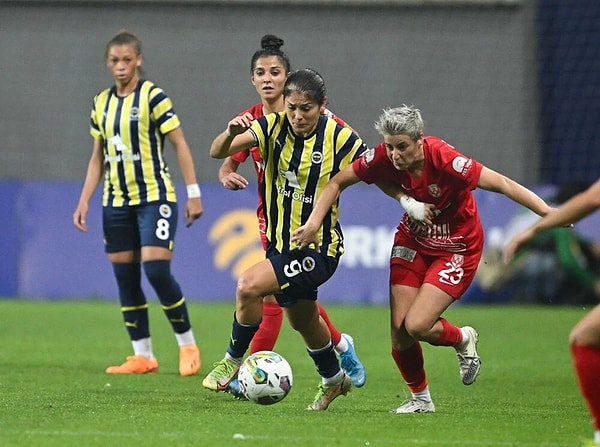 Fenerbahçe açıklamasında bu gol sayılarına dikkat çekerek şu ifadelere yer vermişti: