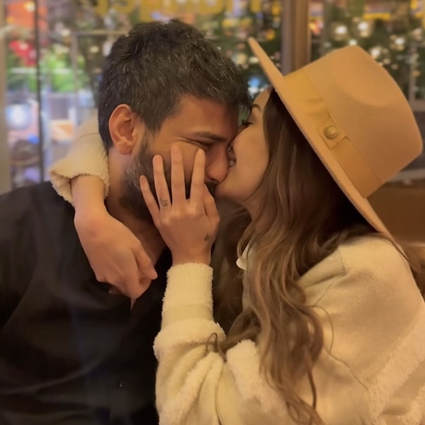 Bu süreçte tabii boşanma dedikoduları da eksik olmadı.
