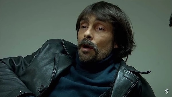3. Erdal Beşikçioğlu, Behzat Ç.'deki meşhur sahneyi anlattı.