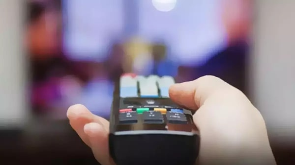 Hudutsuz Sevda Yeni Bölüm Neden Yayınlanmadı? Görseli