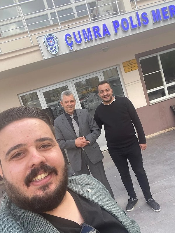 ''Anons aracıyla çalışma yaparken bir dükkandan çıkan şahıs, aracın önünü kesmiş, silahla ateş açmış ve küfür ederek olay yerinden uzaklaşmıştır. Tepkimiz üzerine şahıs gözaltına alınmıştır'' diyen CHP'li Adem, şunları söyledi: