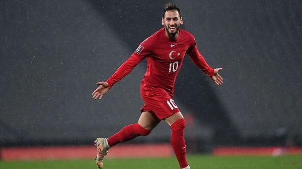 "Hakan Çalhanoğlu ilişkisini kabul etti."