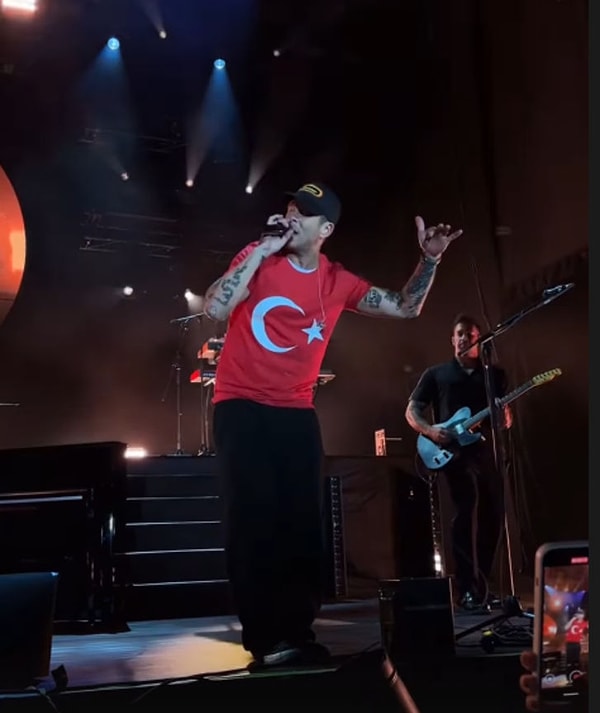 2002 yılında kurulan ve adını “Apologize” şarkısıyla dünyaya ezberleten OneRepublic, yıllardır hem listelerin hem de hayranlarının gözdesi olmaya devam ediyor.