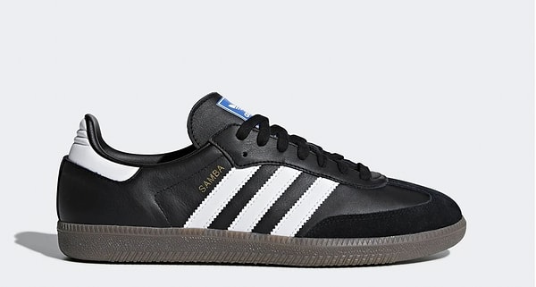 7. Hepsiburada günün indirimlerinde yer alan adidas marka ayakkabıları gördünüz mü?
