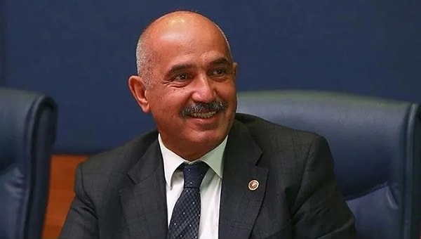 “Teknik bilgiye sahip olmadan siyaseten muhalefet yapmak için karşı geliyorlar.”