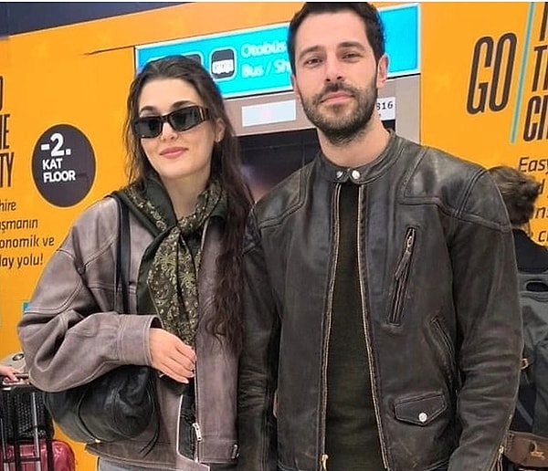 Une telle pose est venue de Hande Erçel et Hakan Sabancı !