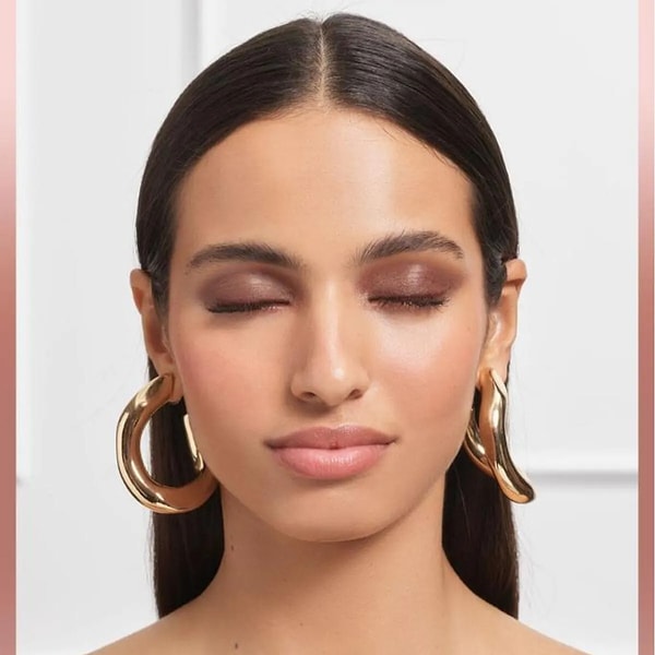4. L'Oréal Paris Le Shadow Stick Göz Farı - 120 Magnetic Mauve