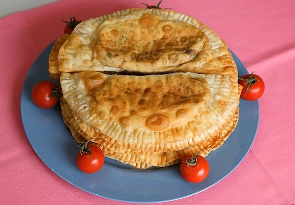 6. Entekke Pastry
