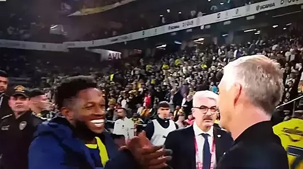 Fred'in kameraya yansıyan bu görüntüsü sosyal medyada eleştiri yağmuruna tutuldu. Görseli