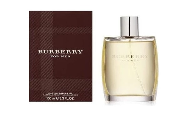 8. Hepsiburada’da indirimde olan Burberry Classic EDT 100 ml Erkek Parfümü ile karizmatik bir iz bırakmaya hazır mısınız?
