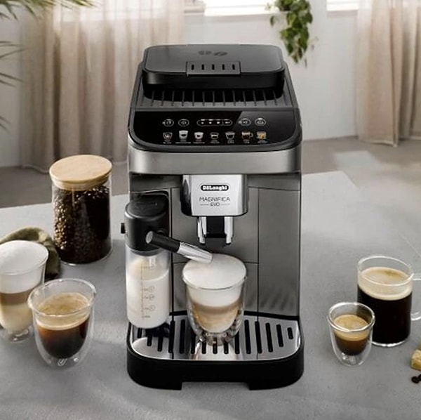 10. Kahve tutkunları, Hepsiburada’da indirimde olan Delonghi Magnifica EVO’ya bayılacaksınız!