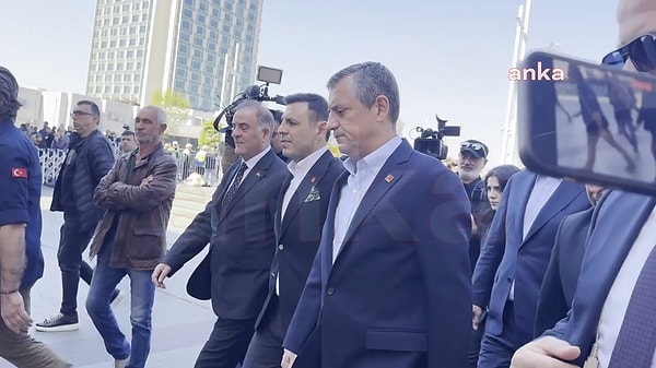 CHP lideri Özgür Özel’e yapılan saldırı gündemdeki yerini koruyor.