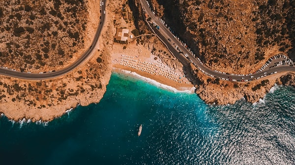 4. Kaputas Beach (Kas/Kalkan): A Turquoise Natural Wonder