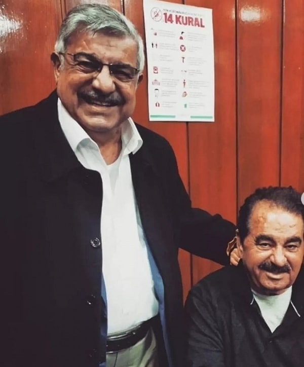 Bu tehdit dolu mesajı görünce sinirlenen Tatlıses soluğu mahkemede aldı.