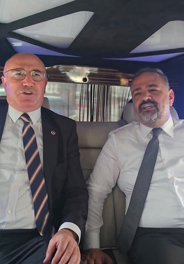 Mahmut Tanal son zamanların en çok konuşulan isimlerinden ve konuşulmaya da devam ediyor. Görseli