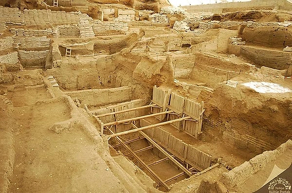 7. The Neolithic city of Çatalhöyük, full of history...