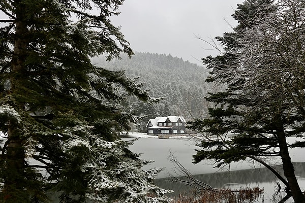 6. Bolu: A Peaceful Stop Embraced by Lakes and Forests