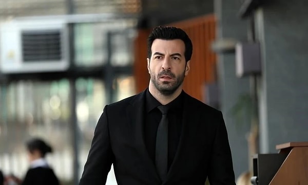Birsen Altuntaş'ın haberine göre Kral Kaybederse'de Fikret karakterine hayat veren İsmail Demirci diziye veda ediyor.