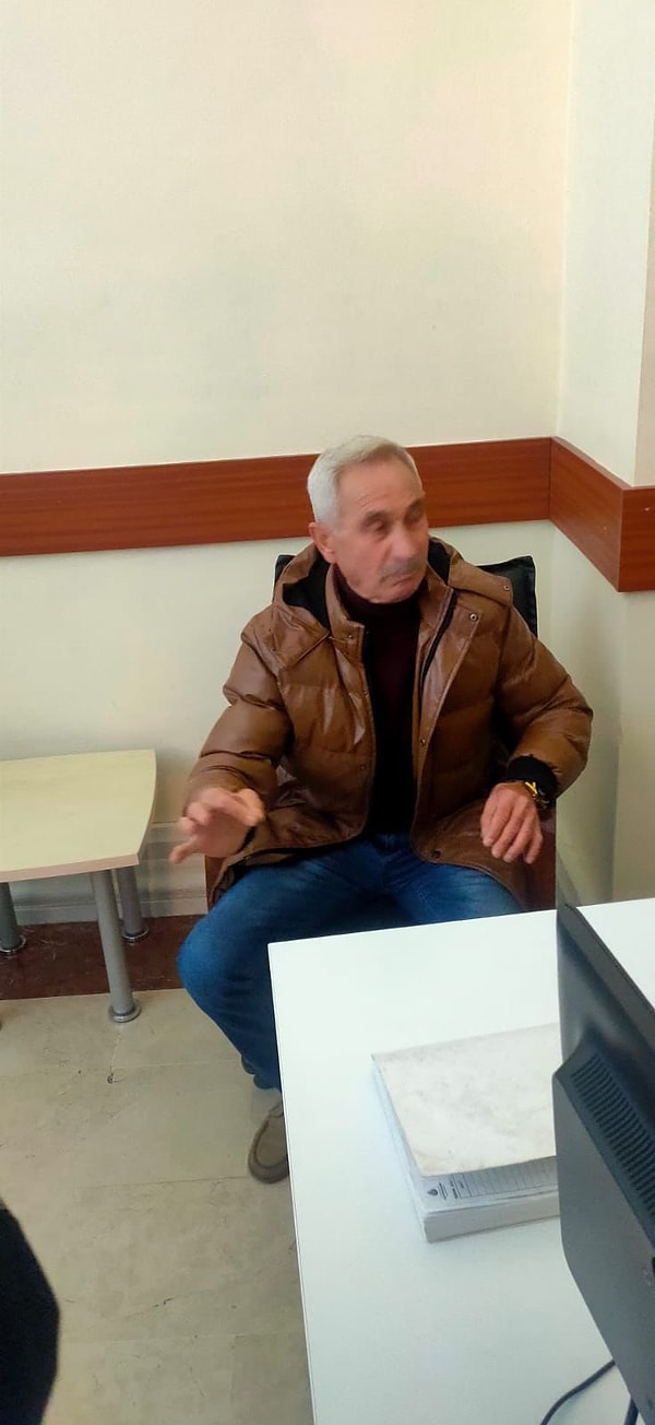 Selçuk Tengioğlu’nun İBB binasında çekilen fotoğrafı👇
