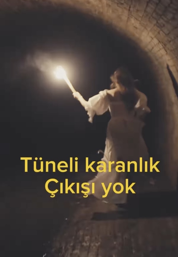 "Tüneli karanlık, çıkışı yok. Haritası kayıp, sözleri çok."