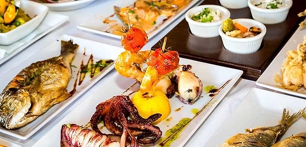 16. Fish with appetisers in Kumkapi