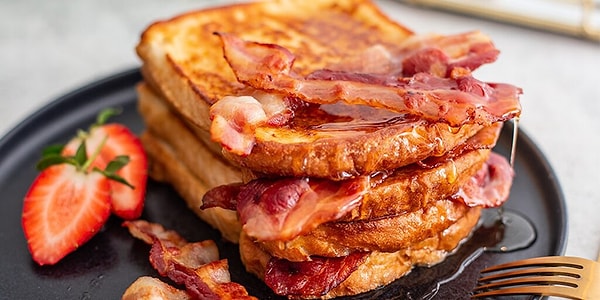 6. French Toast ve Tatlı Patates Dilimleri