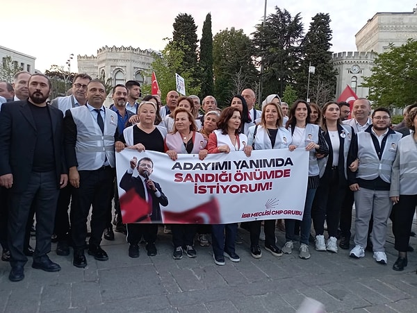CHP Genel Başkanı Özgür Özel, konuşmasına 'Beyazıt Marşı' ile başladı. Özel şunları söyledi: