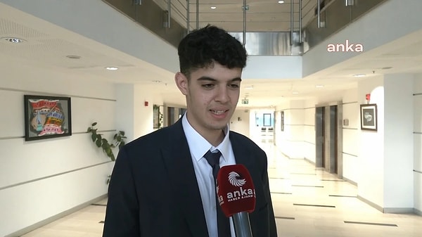 Berkay Gezgin’in Twitter hesabına kısıtlama getirildi.