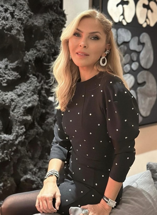 Arzu Sabancı Eğitim Hayatı