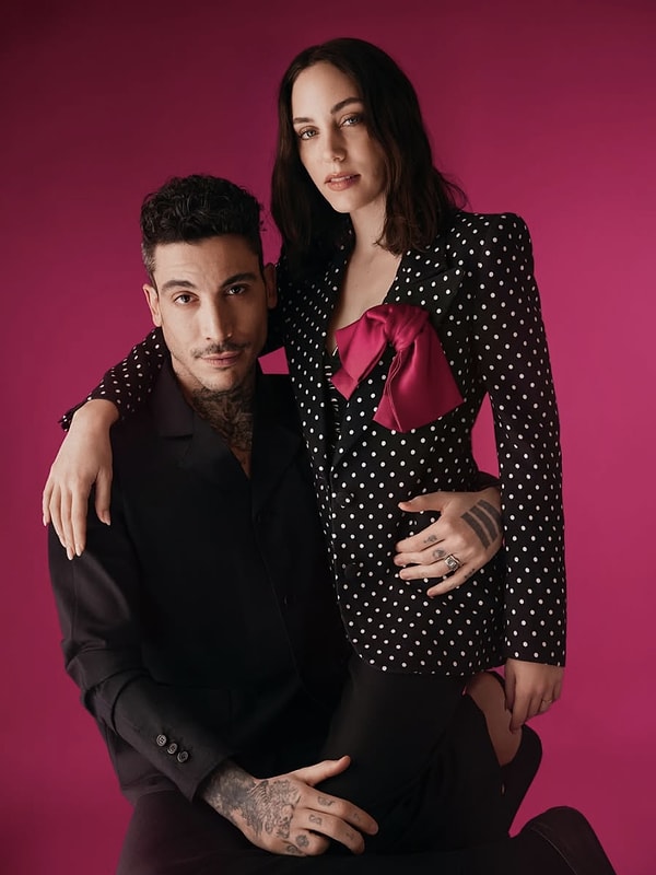 Can Bonomo, who stands out with his unique style, songs and voice, and Öykü Karayel, who has won our hearts with her roles in many projects, especially Kuzey Güney, have been together for years!