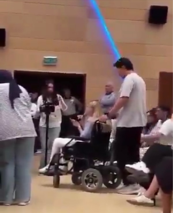 Rektörün yanıtı sosyal medya gündemine oturdu. Görseli