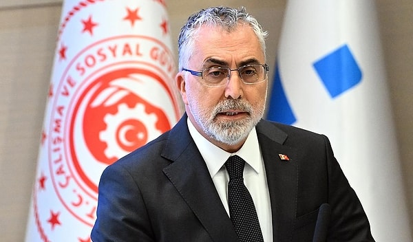 Katıldığı bir televizyon programında konuşan Çalışma ve Sosyal Güvenlik Bakanı Vedat Işıkhan, sahte emeklilik hakkında dikkat çeken açıklamalarda bulundu.