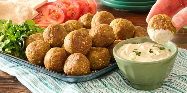 9. Falafel ve Tavuklu Sebze Sarması