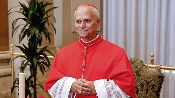 Yeni seçilen Papa 14. Leo'nun (Robert Francis Prevost) maaşı 2.150 sterlin olarak açıklandı. Bu, İngiltere'nin ortalama aylık ücreti olan 2.460 sterlinden çok daha az bir ücret. Görseli