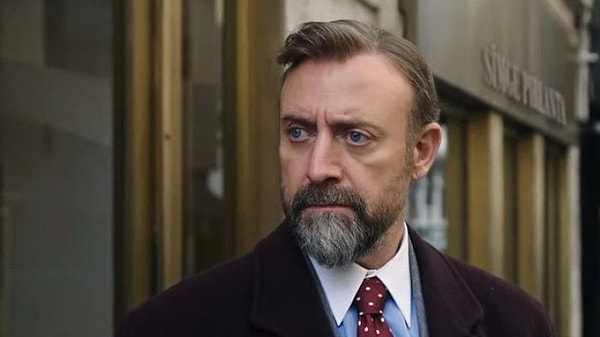 Halit Ergenç'in başrolünde yer aldığı Kral Kaybederse, sezonun sevilen işlerinden oldu.