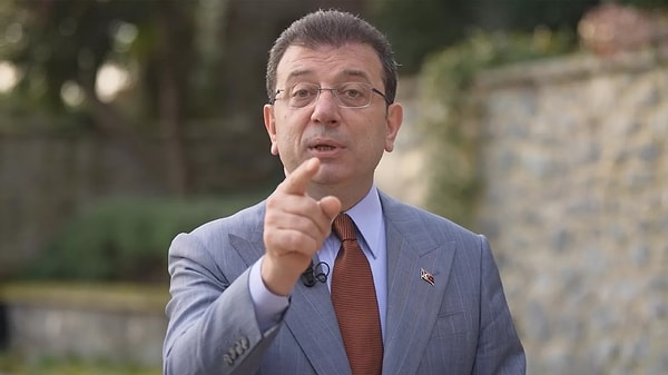 İmamoğlu, Erdoğan'a "Sen de gayet iyi biliyorsun ortada ne suç var ne de örgüt" dedi. Görseli