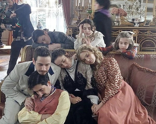 3. Şakir Paşa Ailesi sezon finali yaptı.