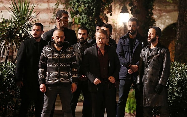 İçerde Benzeri Diziler