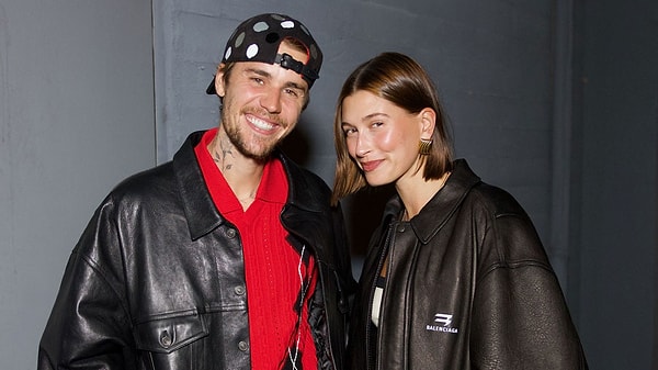 Yabancı basında da Hailey ve Justin deyince akan sular durur ve herkes bu aşktaki en yeni gelişmeler için kulak kesilir, biliyorsunuz. Görseli