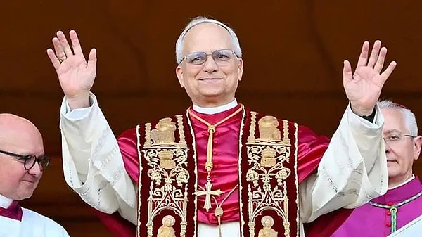 Gelelim Papa'ya... Görseli