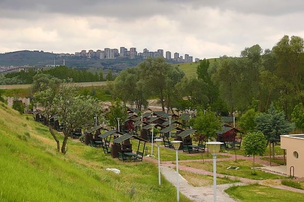 10. Yakacik Recreation Area (Yenimahalle): A Pleasant Option for Families