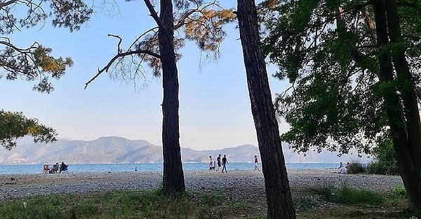 4. Akmaz Beach