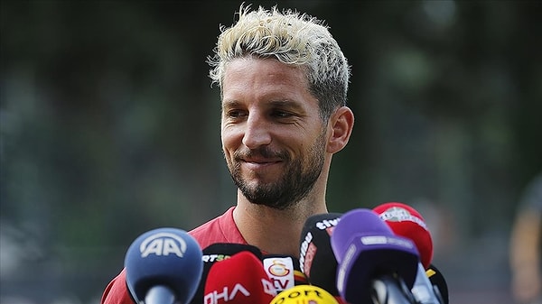 2022 yazında 9 senelik Napoli kariyerini sonlandırarak Galatasaray'a imza atan Mertens, İstanbul'dan taşınma kararı aldı Görseli