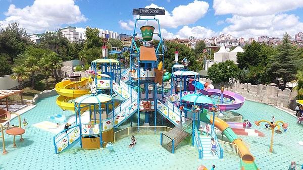 6. Aqua Club Dolphin - Esenyurt, Istanbul