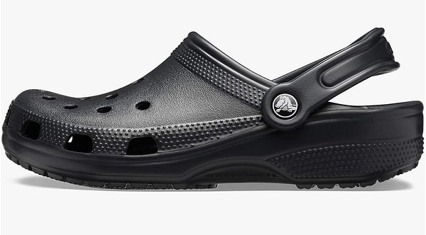 4. Amazon’da indirimde olan Crocs Classic Terlik, unisex tasarımıyla her ayağa uyum sağlıyor.