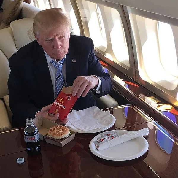 Beyaz Saray’ın iddiasına göre Donald Trump, Big Mac bağımlısı. Görseli