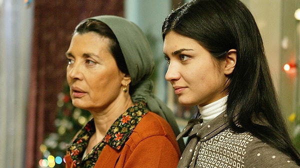 Çemberimde Gül Oya Benzeri Diziler